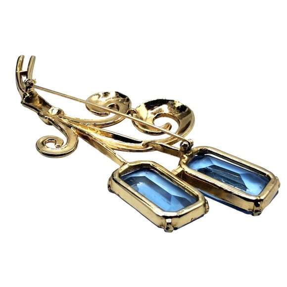 Vintage Gold Tone Floral Brooch With Blue Glass Stones Costume Jewelry - Picture 10 of 11
